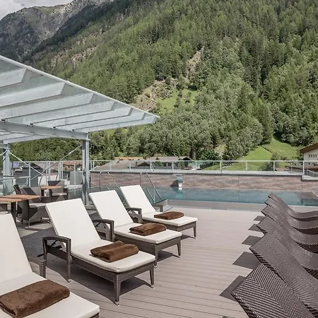 Apart-hotel The Deluxe By Regina 4*