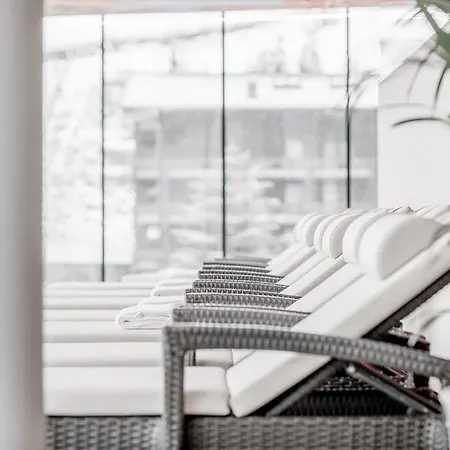 Апарт-готель The Deluxe By Regina