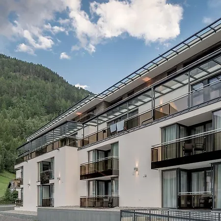 Апарт-отель The Deluxe By Regina