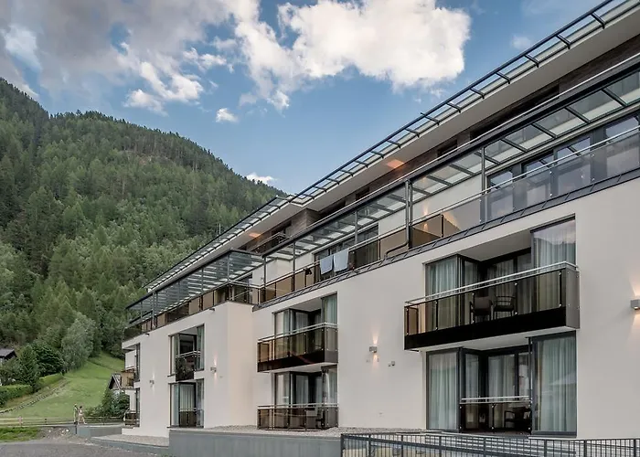 Апарт-отель The Deluxe By Regina