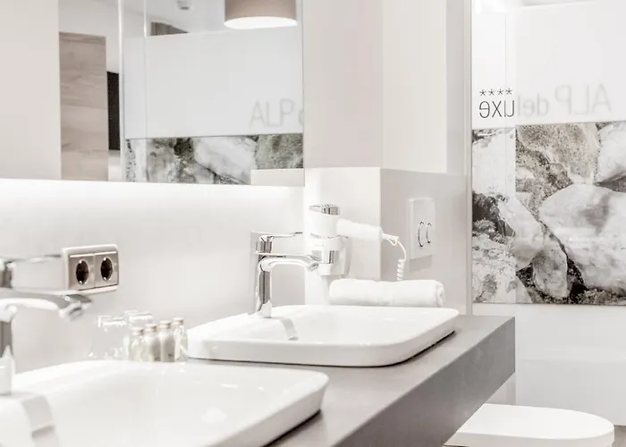 The Deluxe By Regina Apartahotel Sölden