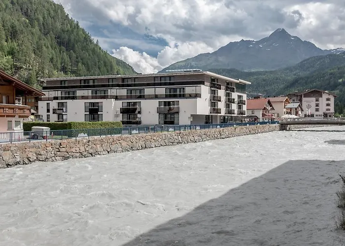 The Deluxe By Regina 4* Зёльден